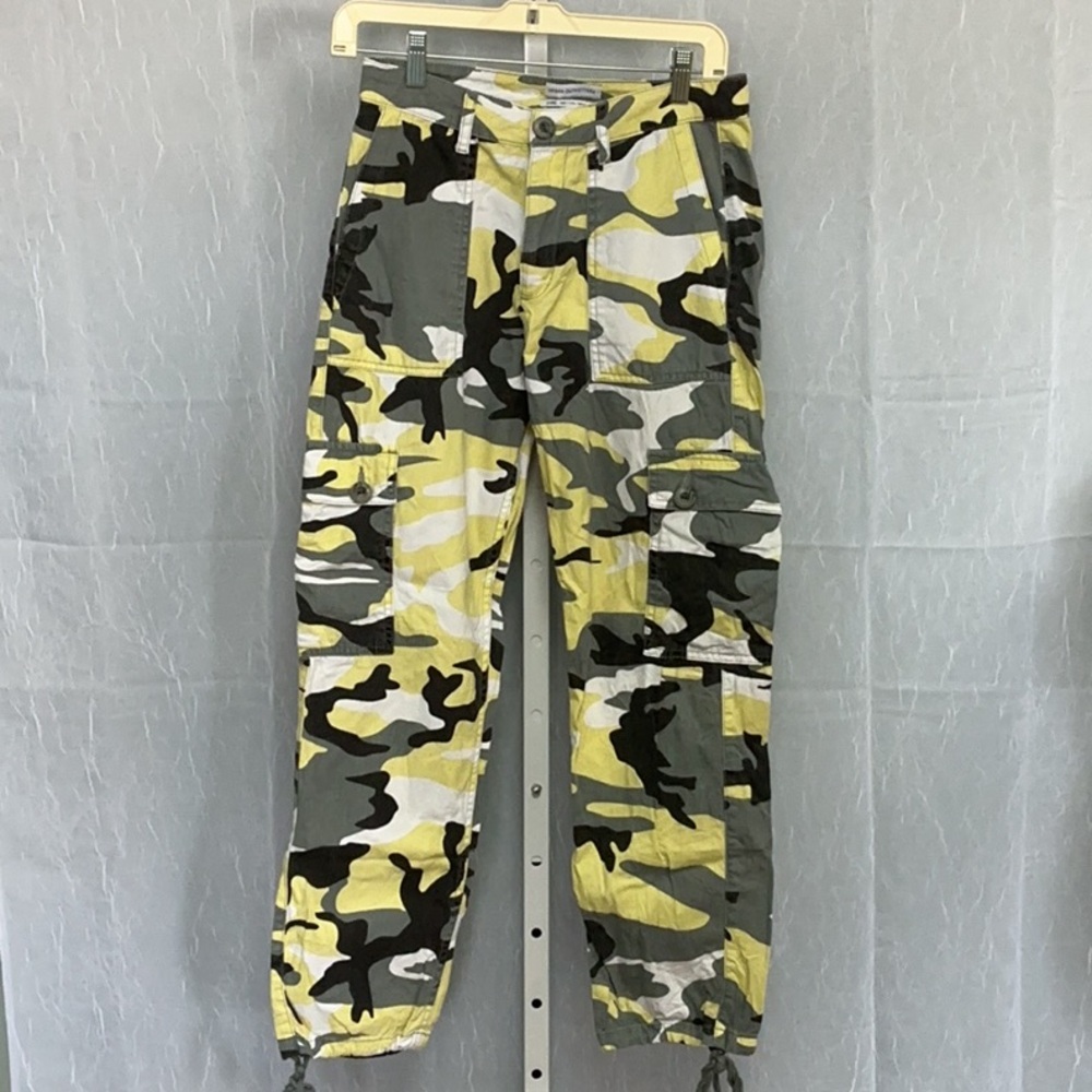 Urban Outfitters Green and Yellow Cargo Pants